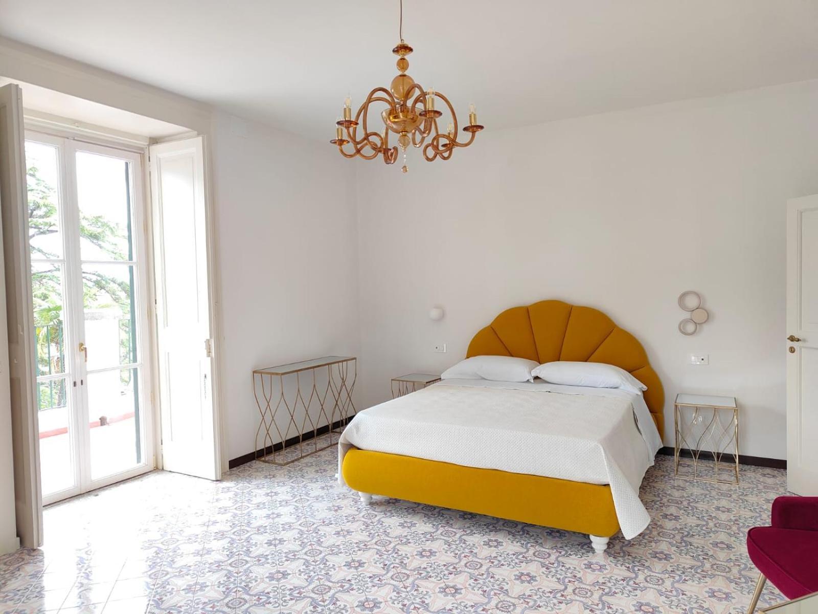 Hotel Casa Enzina Sorrento Esterno foto